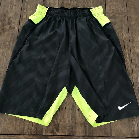 Nike FB Mens Medium Fly 3.0 Training Shorts 667446 - Picture 2 of 9